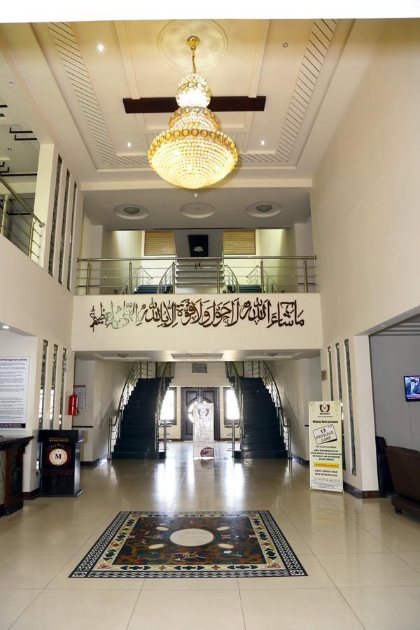 Midway Hotel & Restaurant Sadiqabad Exterior foto